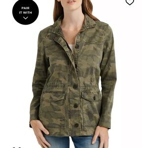 Lucky brand camo jacket size medium